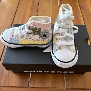 NWT Toddler Converse All Star Hi-Top Sneakers Patchwork Floral | Size 5